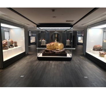 博物馆独立展柜